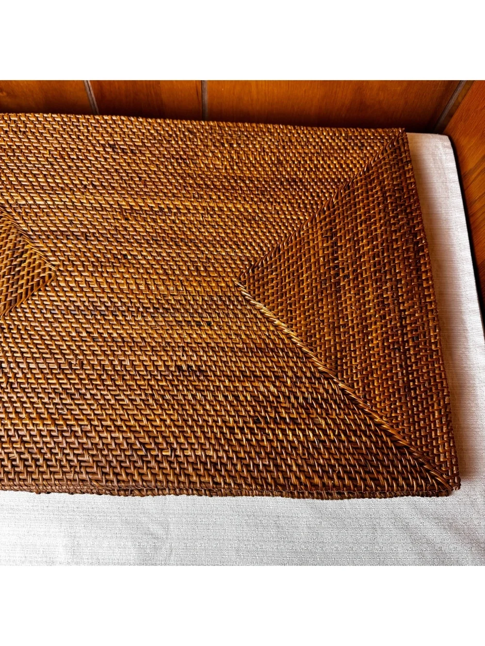 Set of 4 Vintage Woven Rattan Placemats 19.5x14 with 4 Matching Napkin Rings